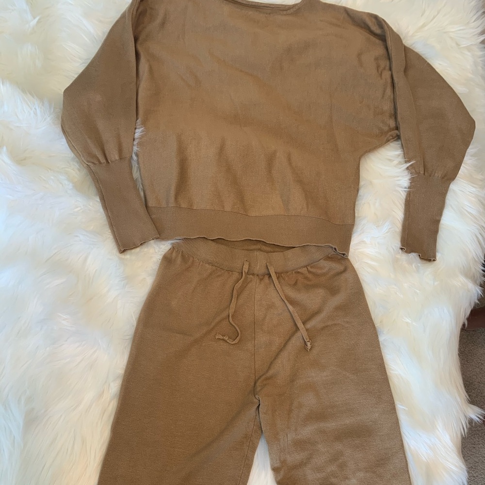 Beige lounge wear